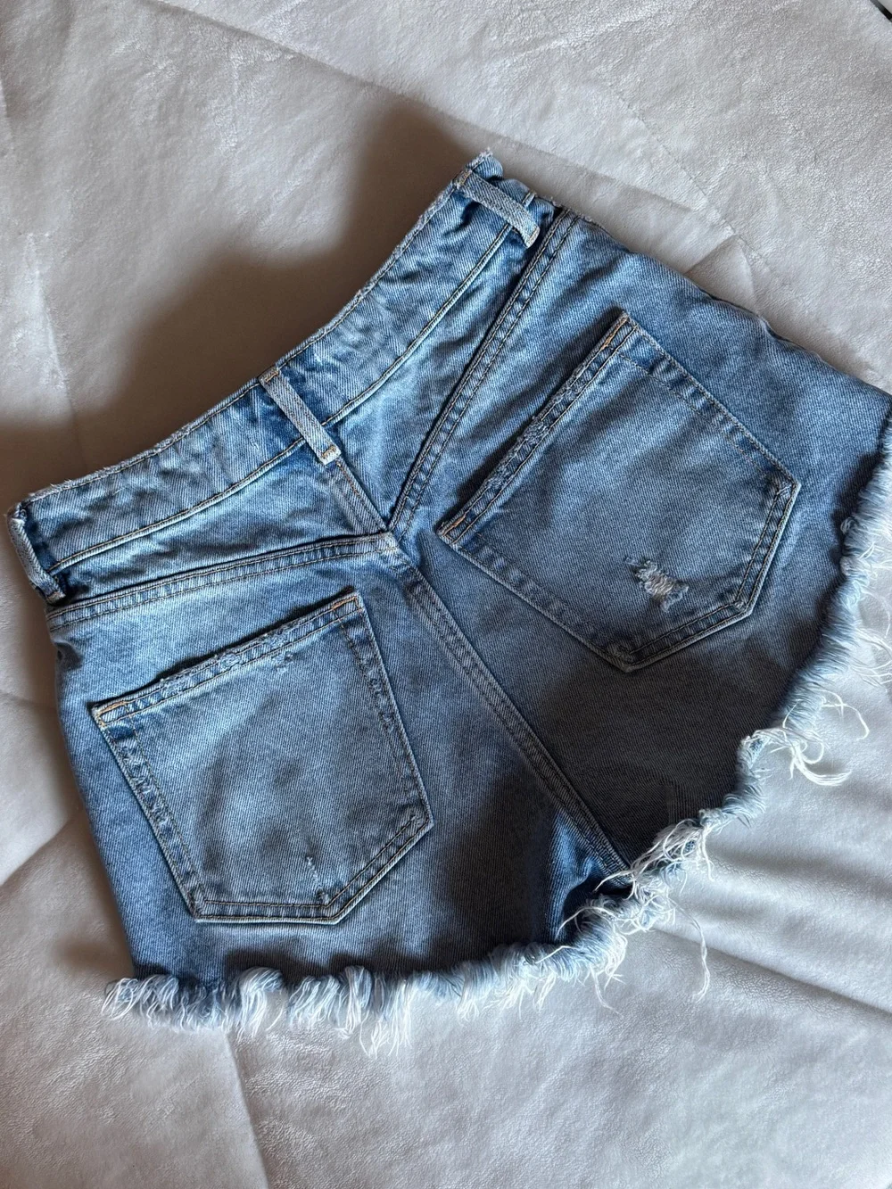 Zara Ripped High Waisted Denim Shorts